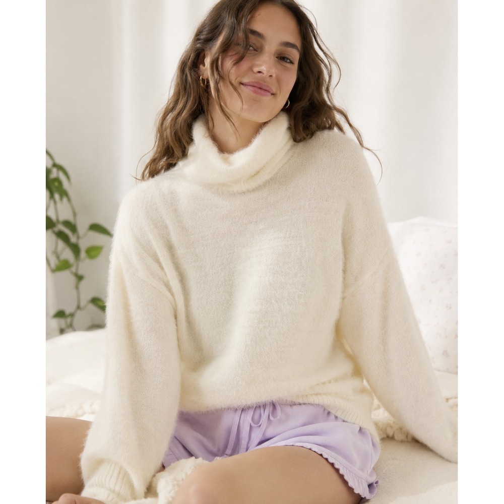 Show Me Your Mumu Eyelash Sweater Women‎ Sz M White Soft Dreamy Lounge